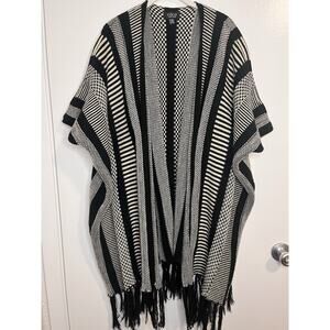 Cara New York Fringe Boho Poncho Open Southwestern One Size Women’s